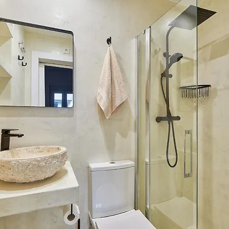 Dolores Penthouse In By Solaga Homes Lägenhet